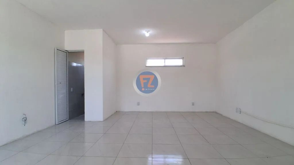 Locação de Comercial / Sala na cidade de ITAITINGA - Foto 2