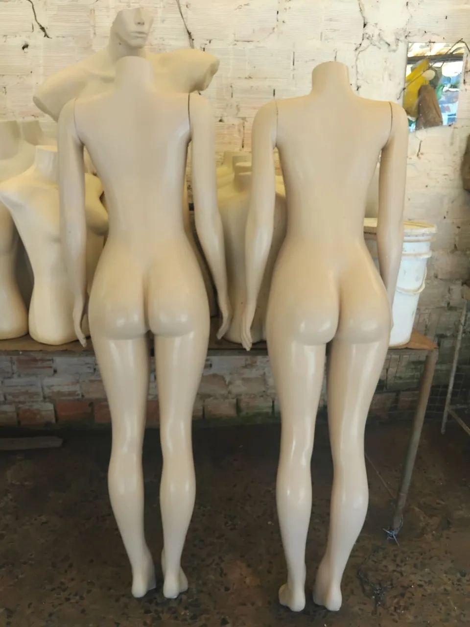Manequim feminino 