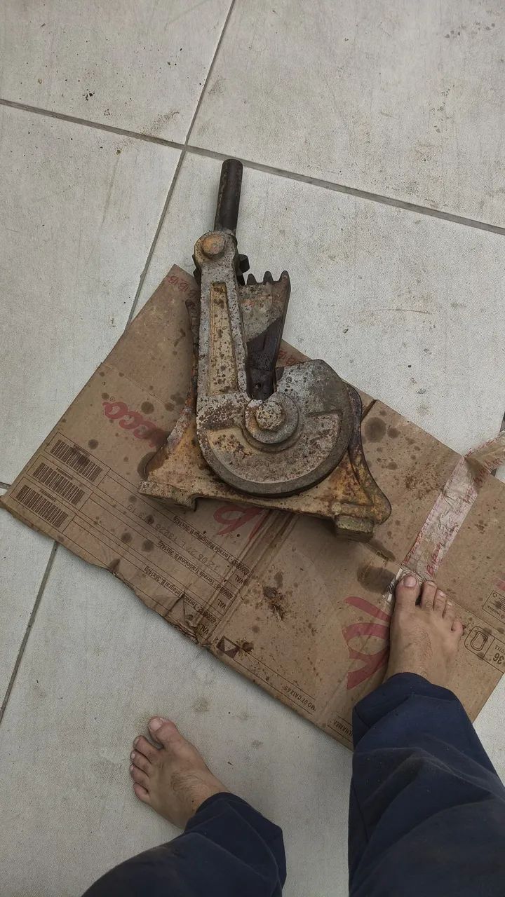 Guilhotina para cortar ferro 