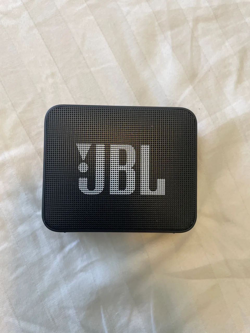 Caixa JBL mini preta 