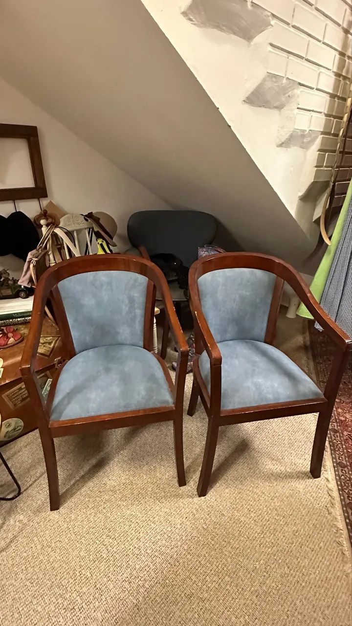 POLTRONA VINTAGE MADEIRA MACIÇA - Foto 3