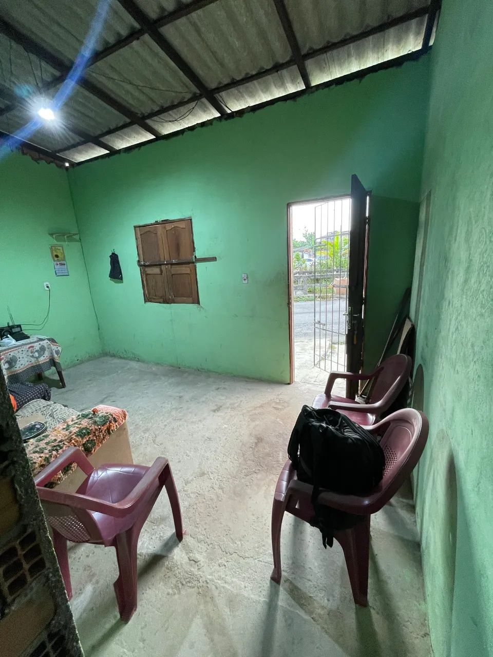 Casa com 2 quarto, esquina com centenário. Bairro Mangueirão - Foto 2