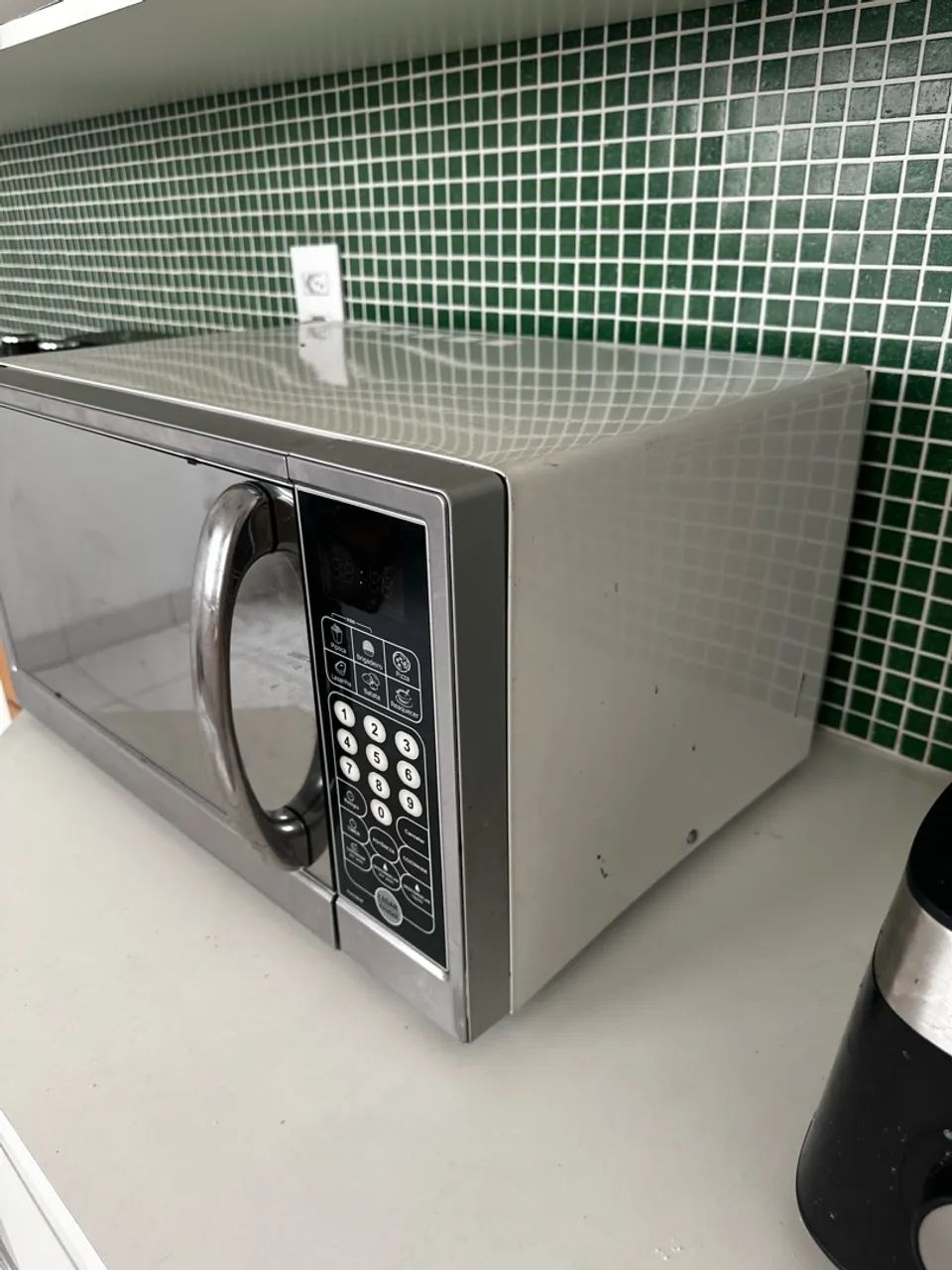 Microondas 30 litros  - Foto 2