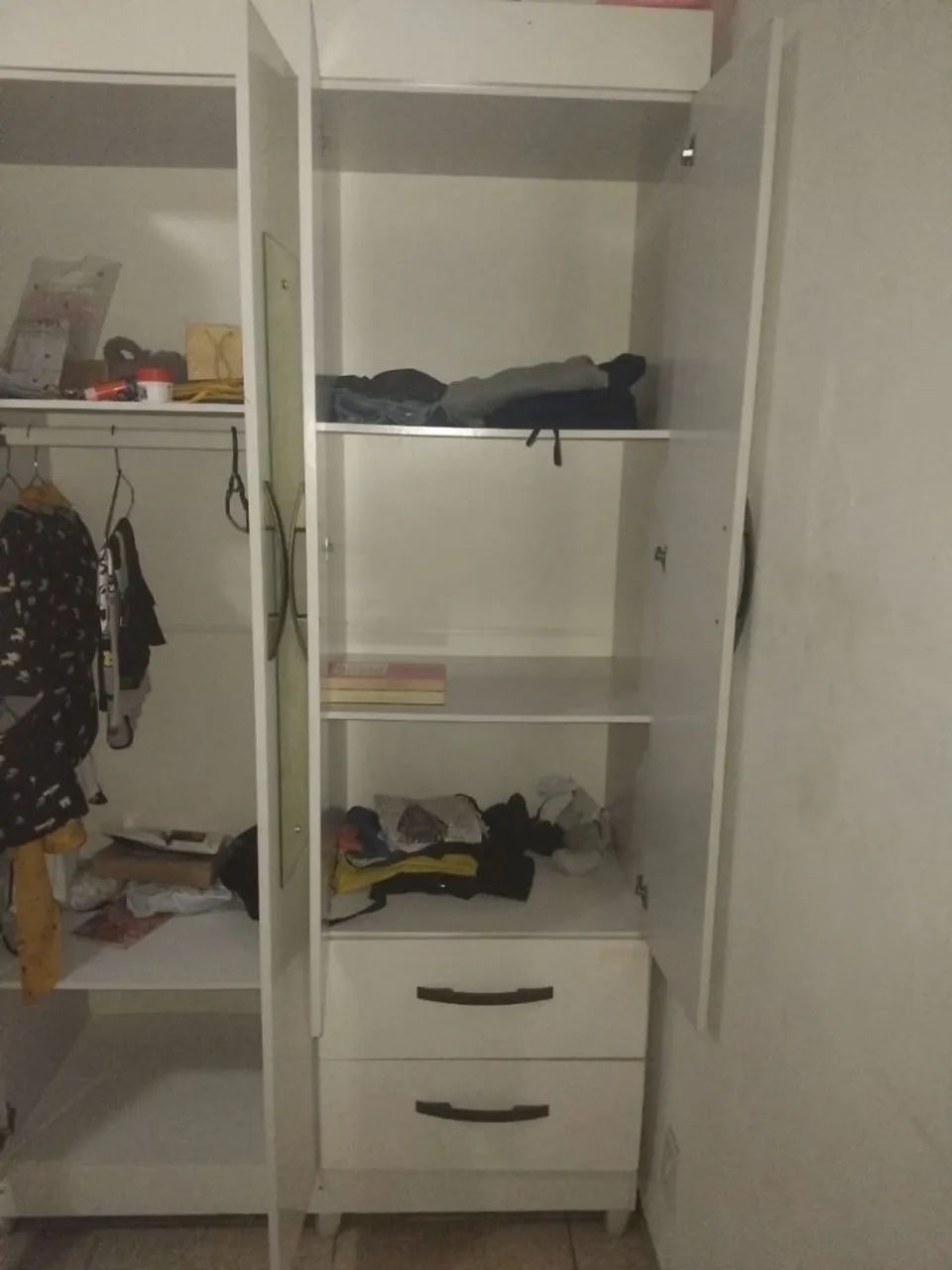 VENDO GUARDA ROUPA - Foto 2