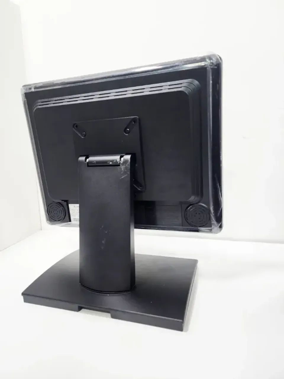 Monitor Lcd Touch Screen 15' 60 Hz Bivolt Preto 110v/220v  - Foto 5