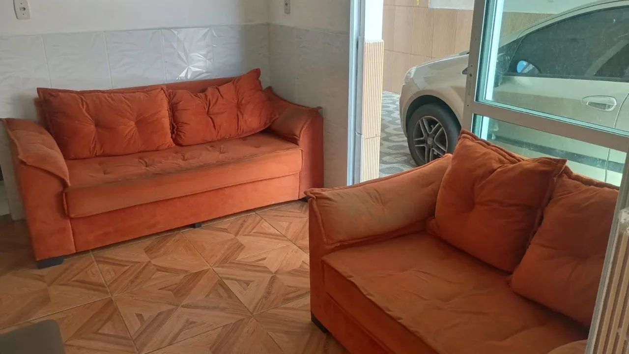 Vendo sofá semi novo e rack - Foto 4
