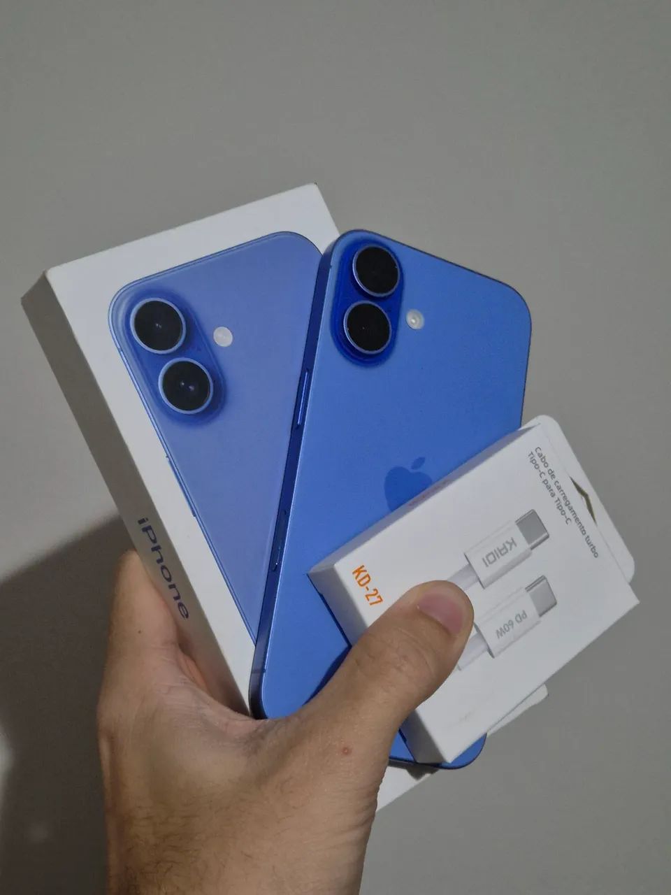 iPhone 16 Azul Ultramarine - Foto 3