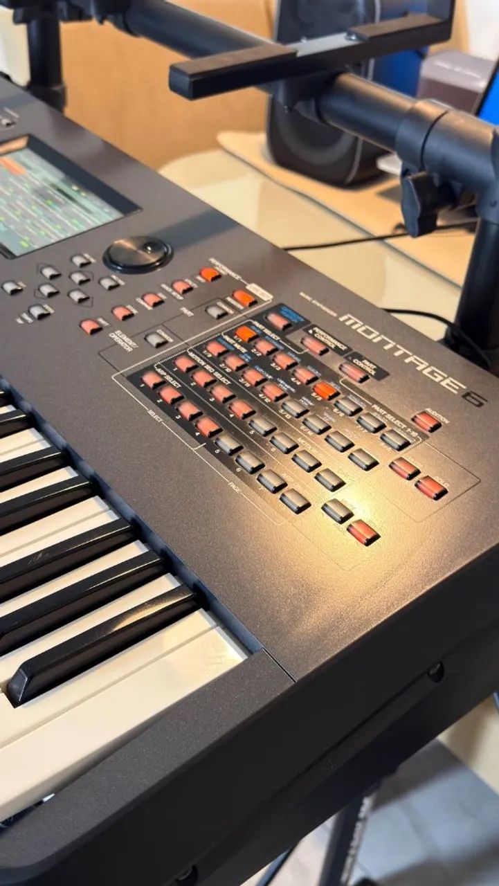 Yamaha Montage 61 - Foto 3