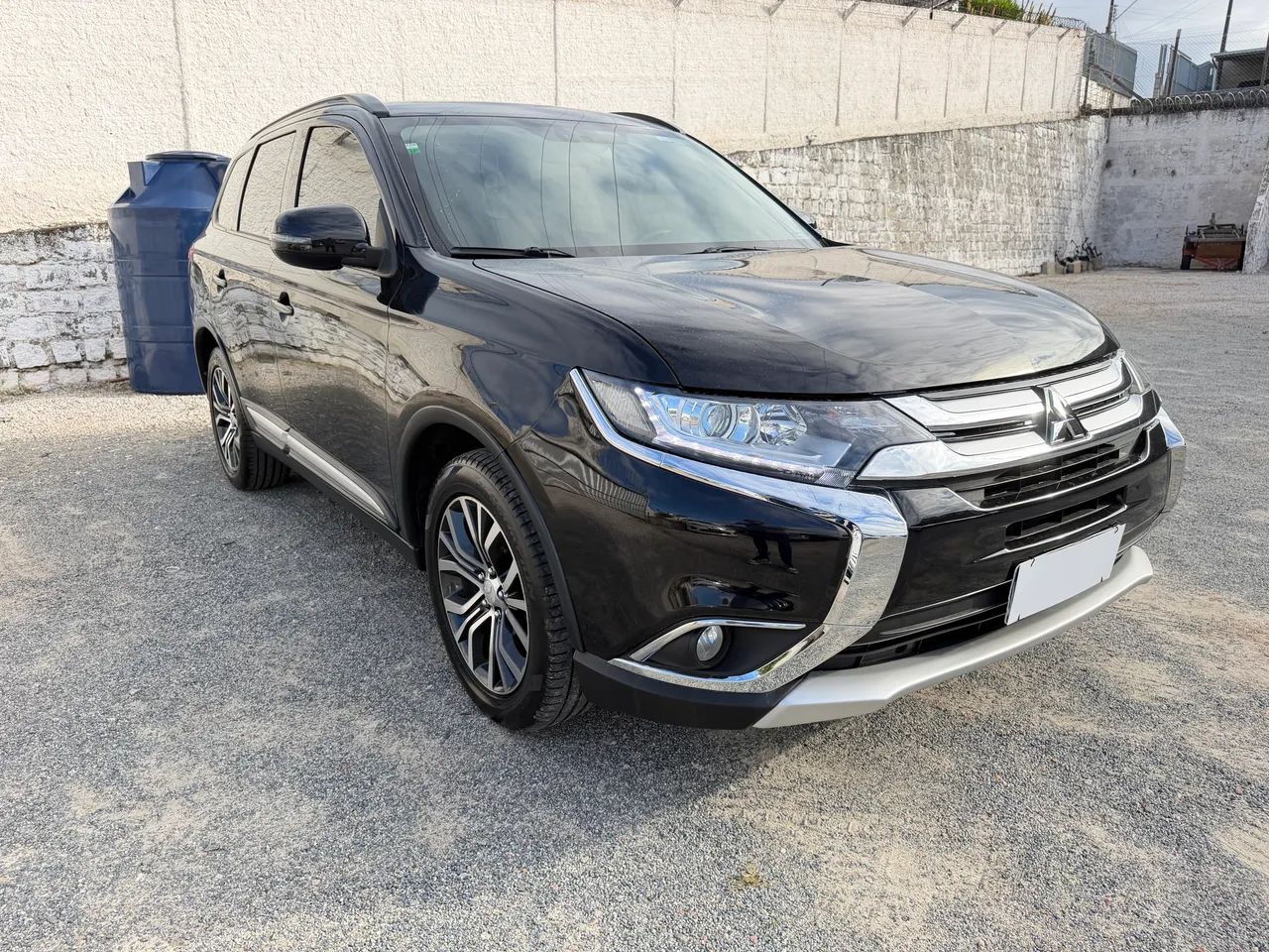 Mitsubishi Outlander 2016