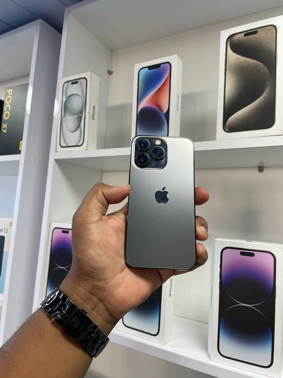 IPHONE 13 PRO  - Foto 4