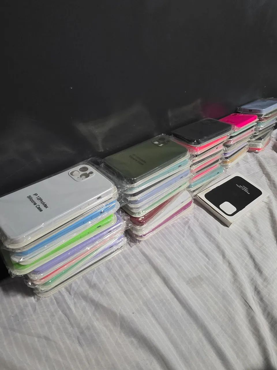 51 Capas para iPhone - 11, 12 e 13 NOVAS LACRADAS - Foto 5