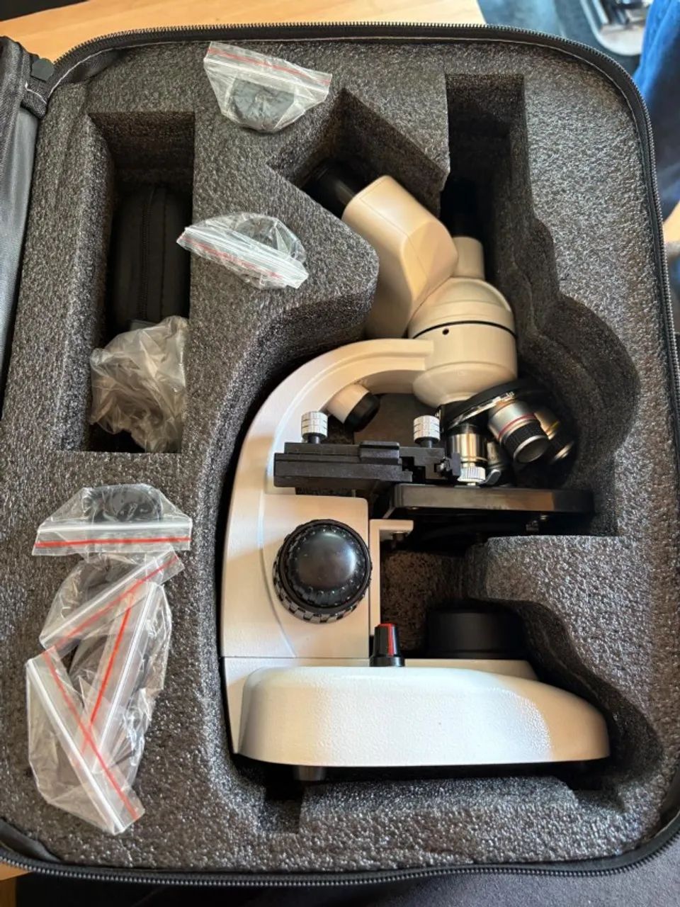 Microscópio Biológico Binocular Estudante Analise - Foto 4