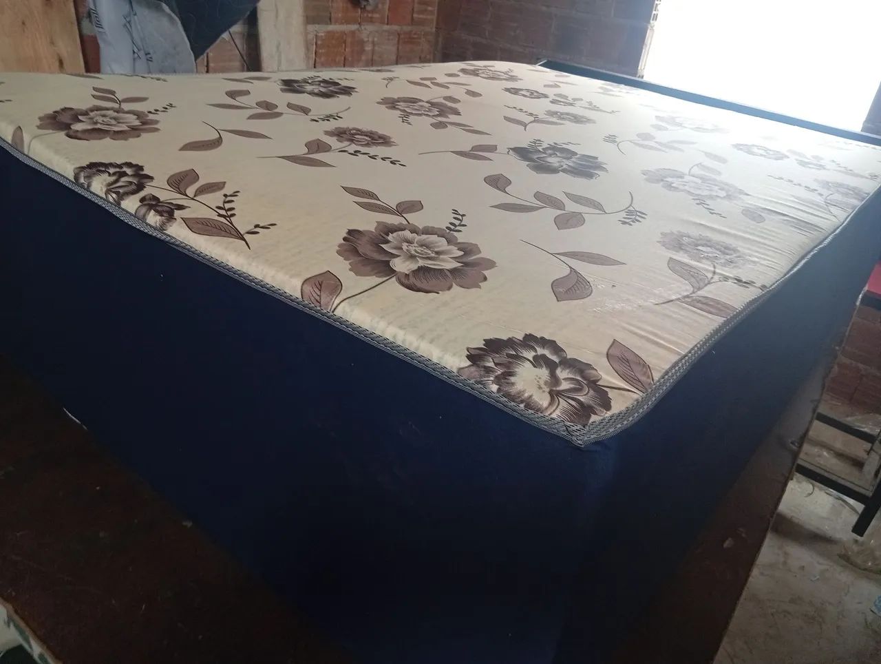 cama box casal semi nova telefone *23