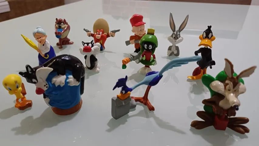 Colecionáveis Looney Tunes - Foto 2