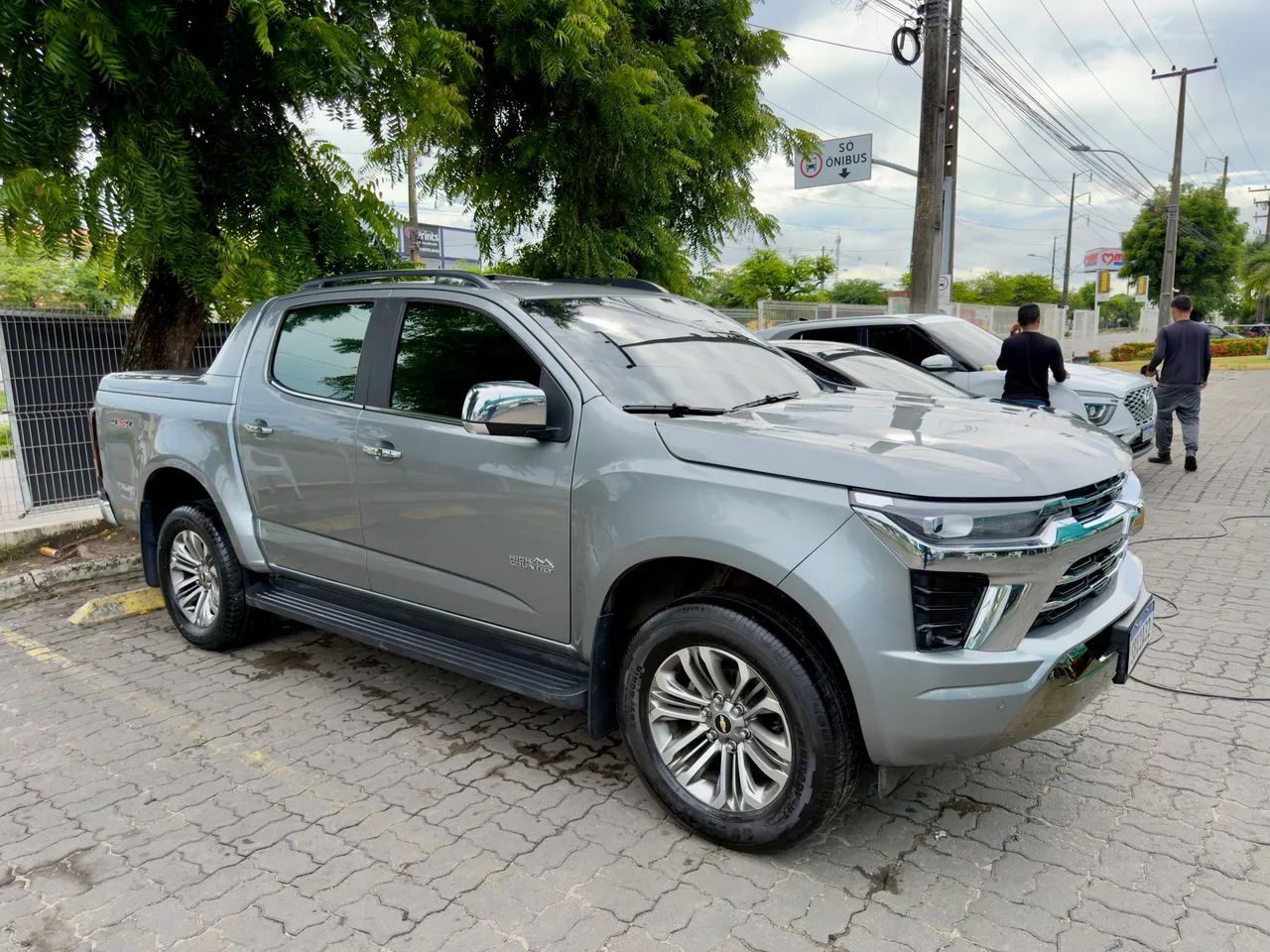 Aluguel Veículos SW4 S10 Hilux  - Foto 2