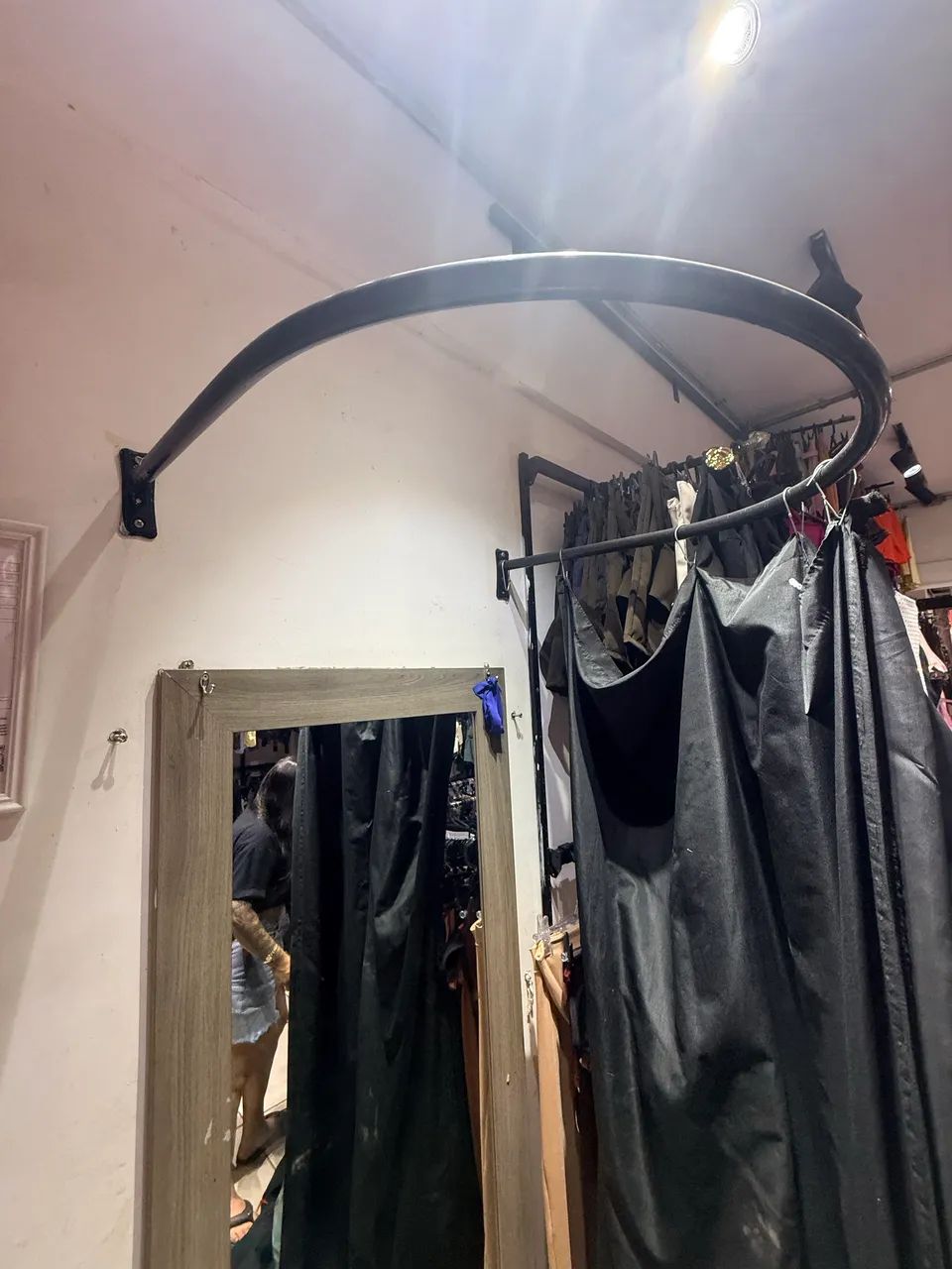 Arco para provador de loja 