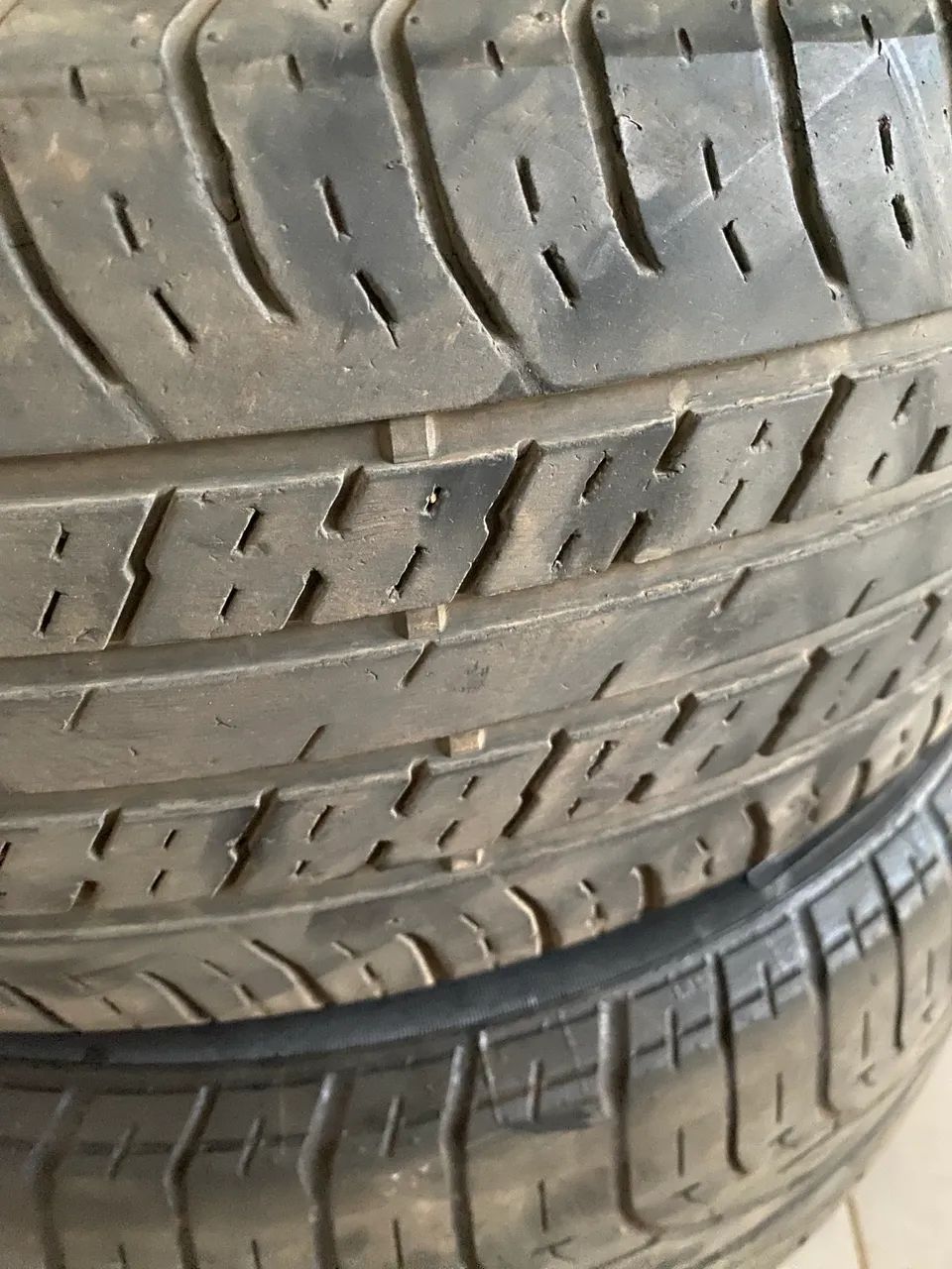 Pneu meia vida 205/55 R16 - Foto 2