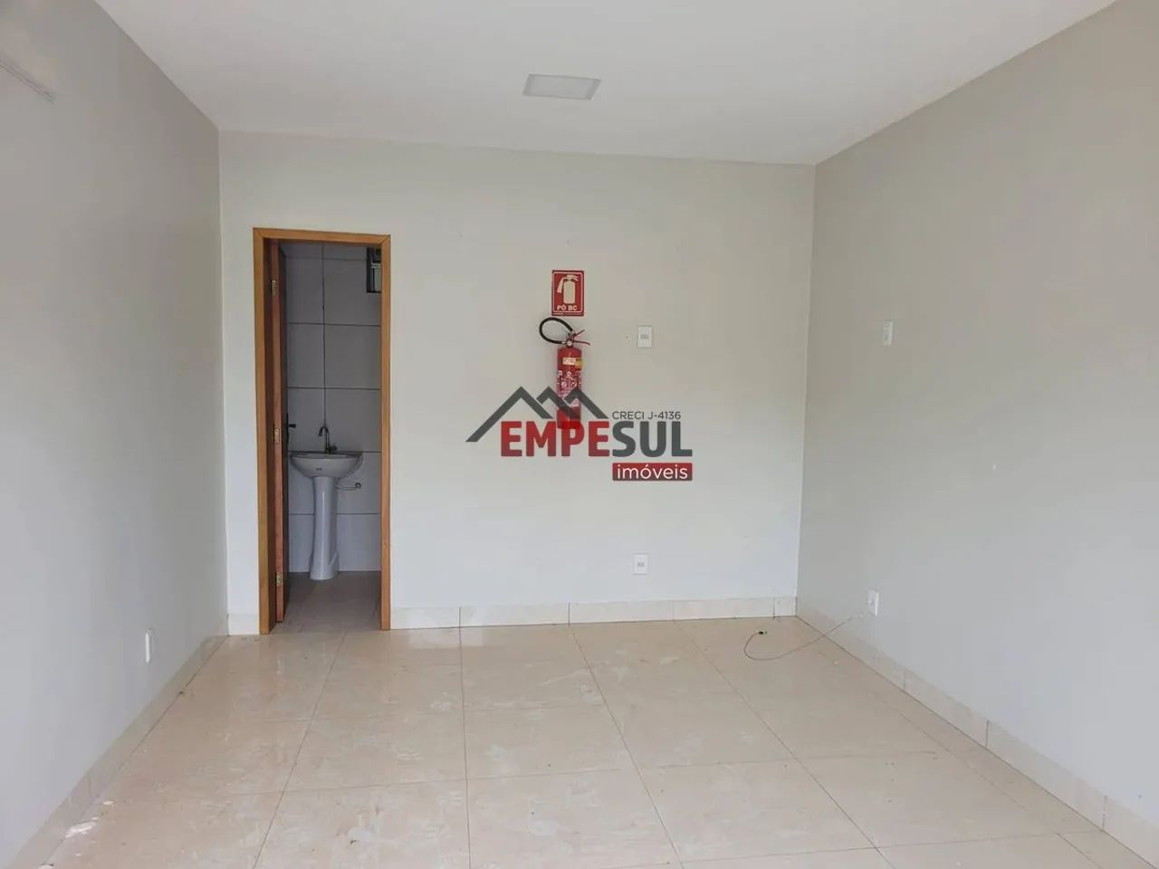 Vendo Galpão na 903 sul Avenida LO 23 com 402m2 - Foto 4