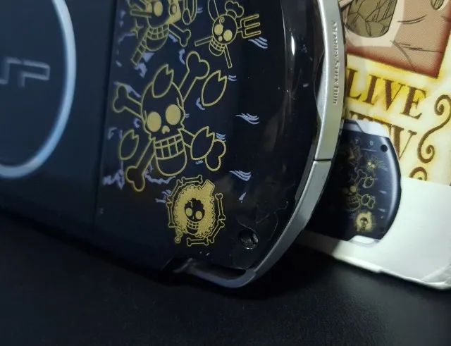 Console PSP One Piece Romance Dawn Edition Completo - Consoles de