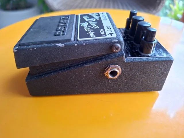 Pedal BOSS FDR-1 Fender '65 Deluxe Reverb. Top demais