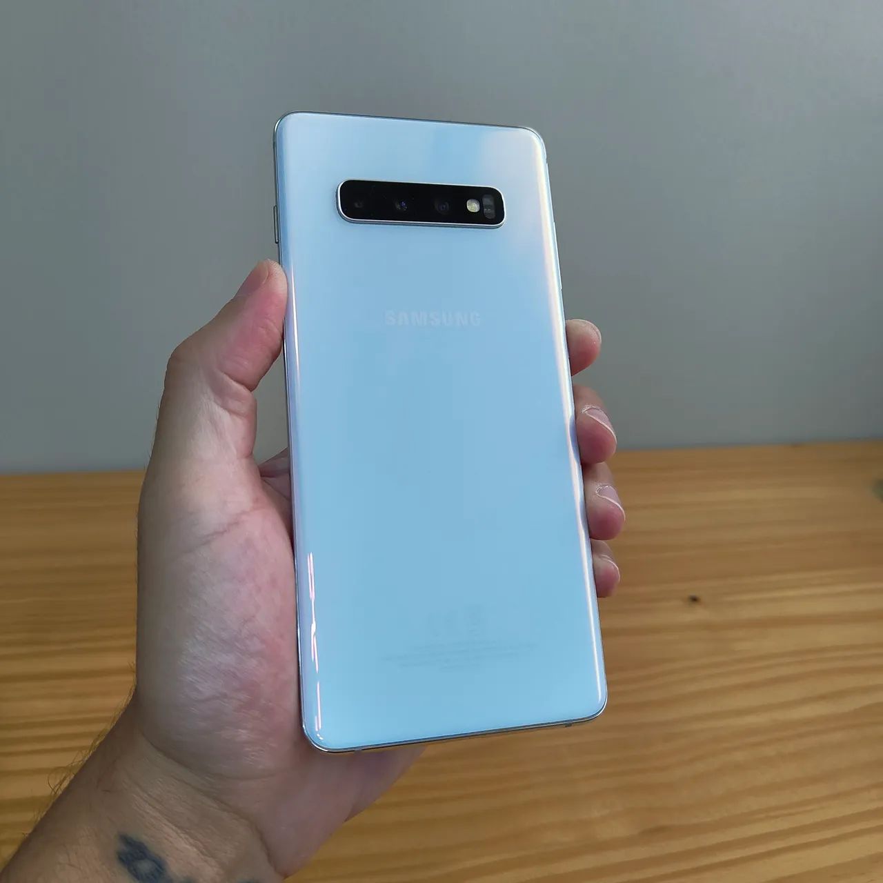 Samsung Galaxy S10+ 128GB branco prisma - Foto 2