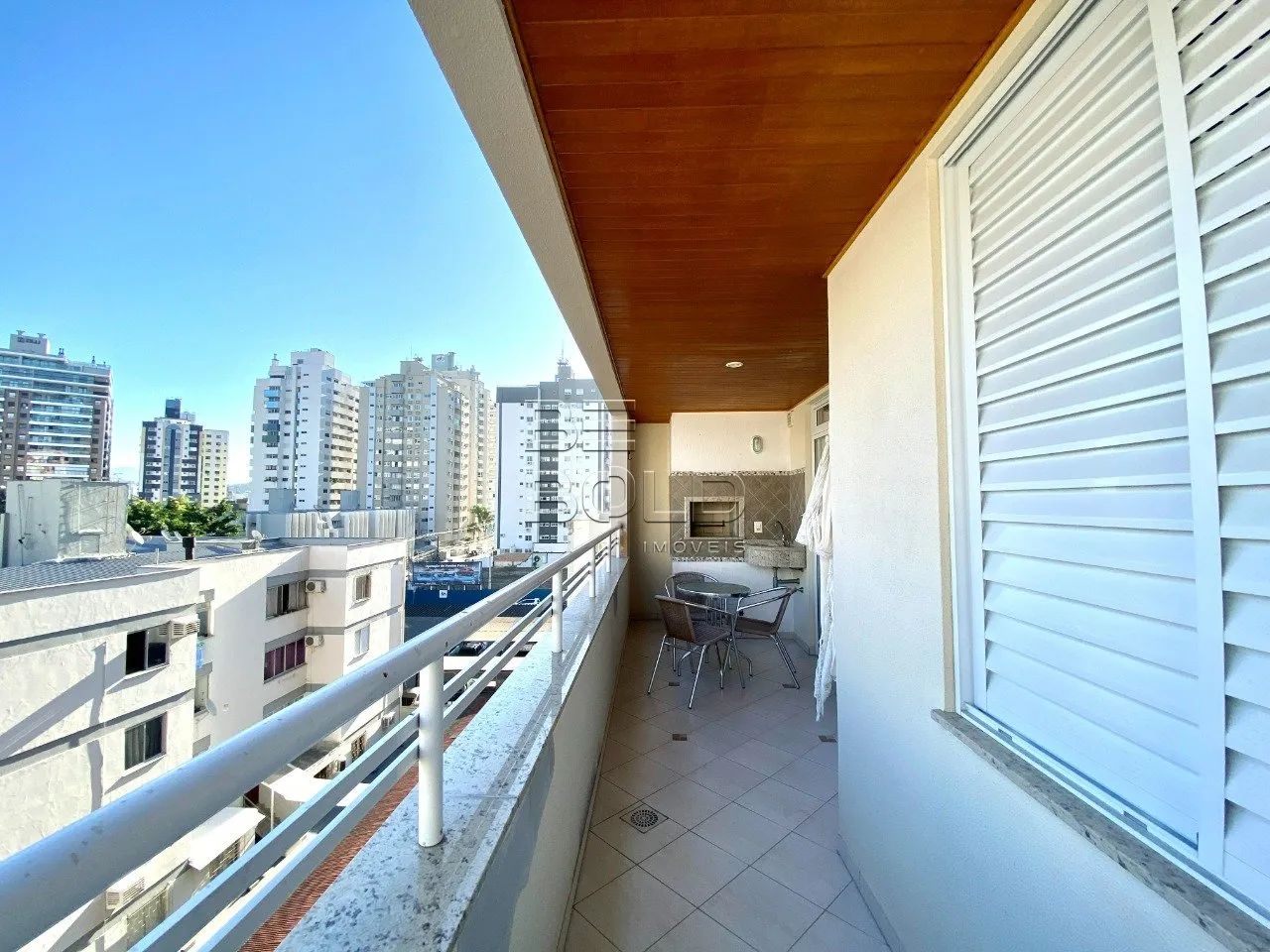 Apartamento amplo com 3 dormitórios em Campinas - Foto 3