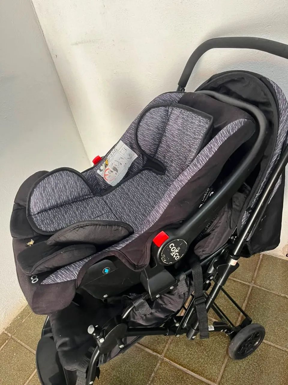 Carrinho+bebê conforto para bebê cosco