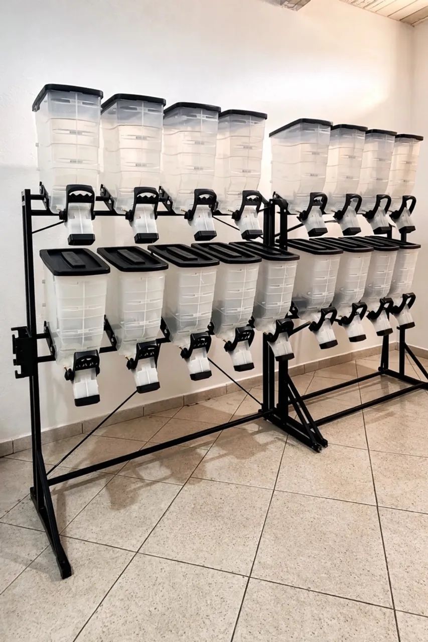 Expositor/dispense de ração