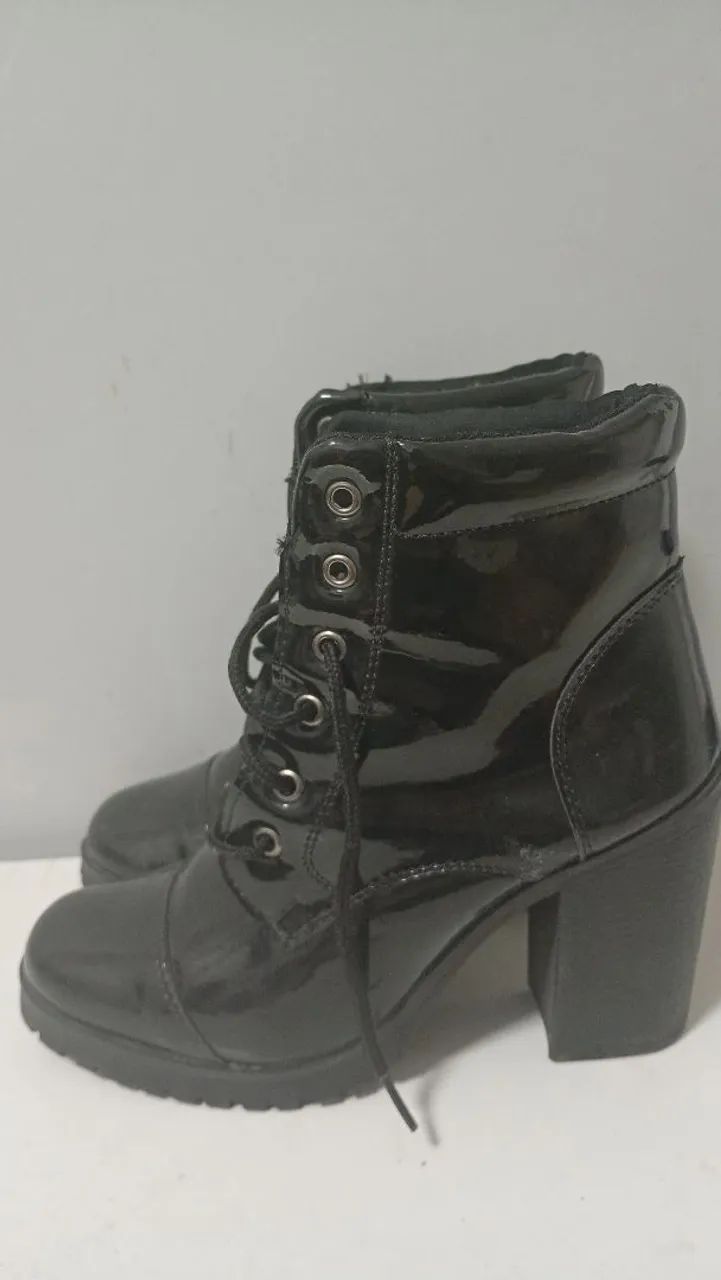 Bota de coro com salto - Foto 2