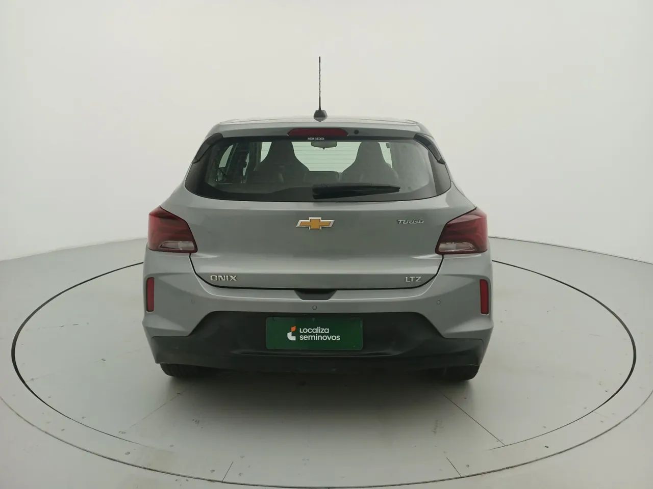 Chevrolet Onix Plus LTZ 1.0 12V TB Flex Aut. 4P, foto 4 de 18