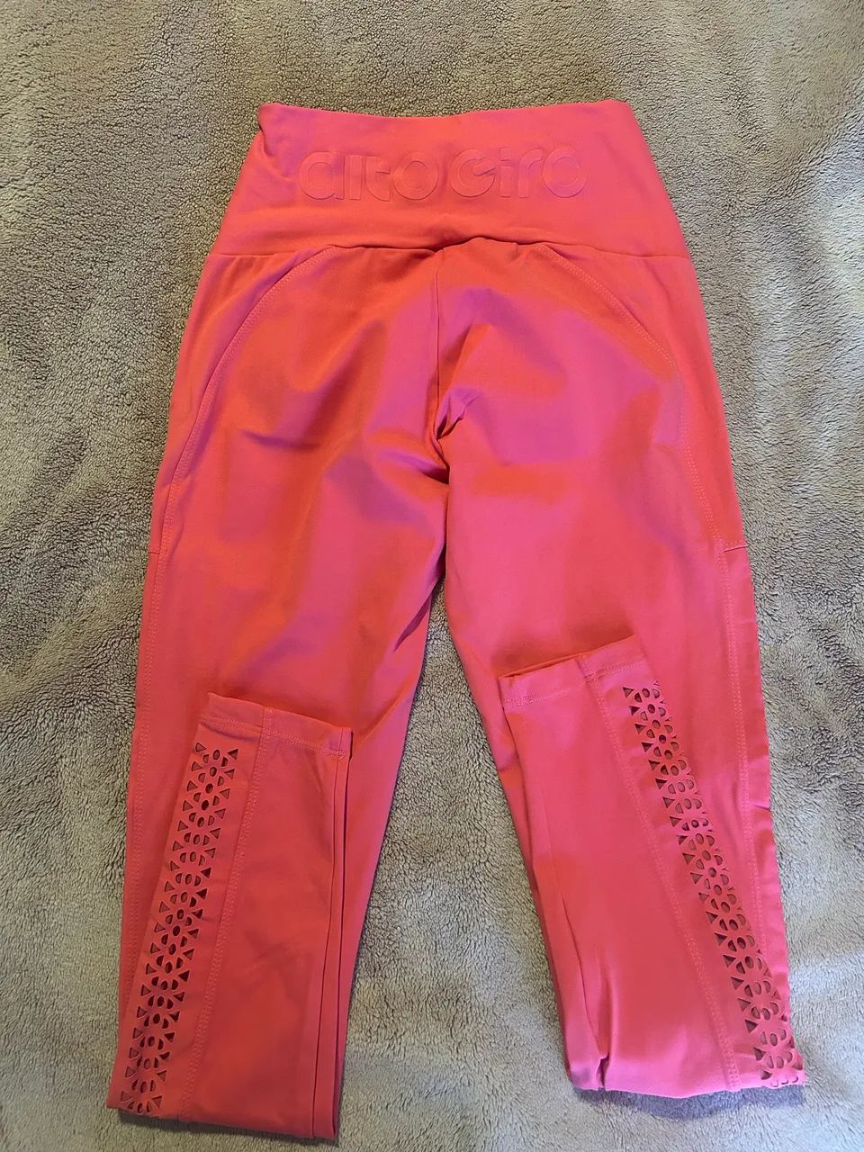 3 calças legging tamanho P  - Foto 3