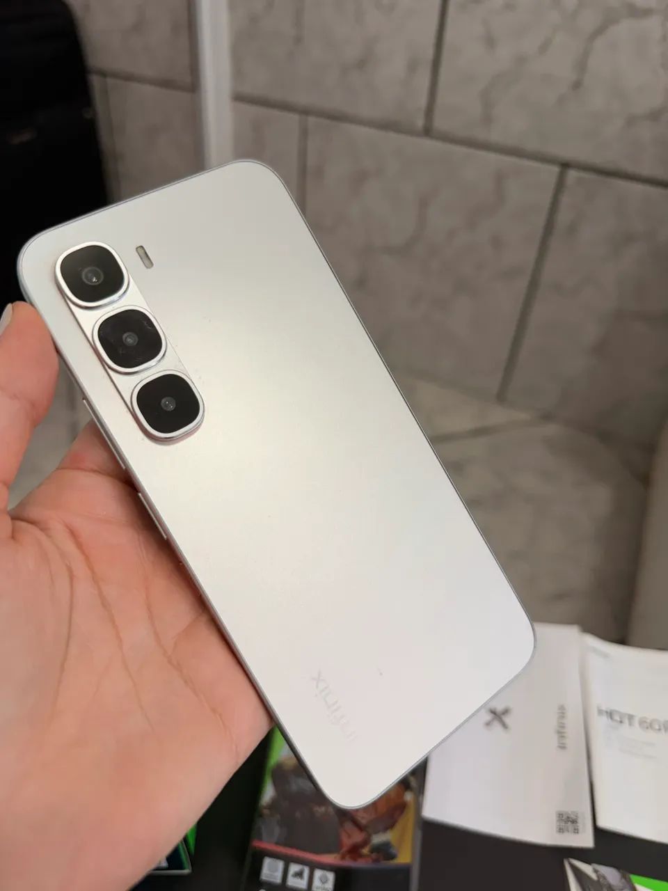 Infinix Hot 60 PRO - Foto 4