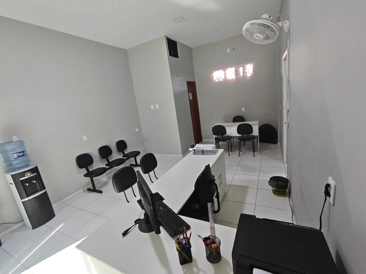 Repasso escola profissionalizante de informática / RECEBO CARRO  - Foto 2