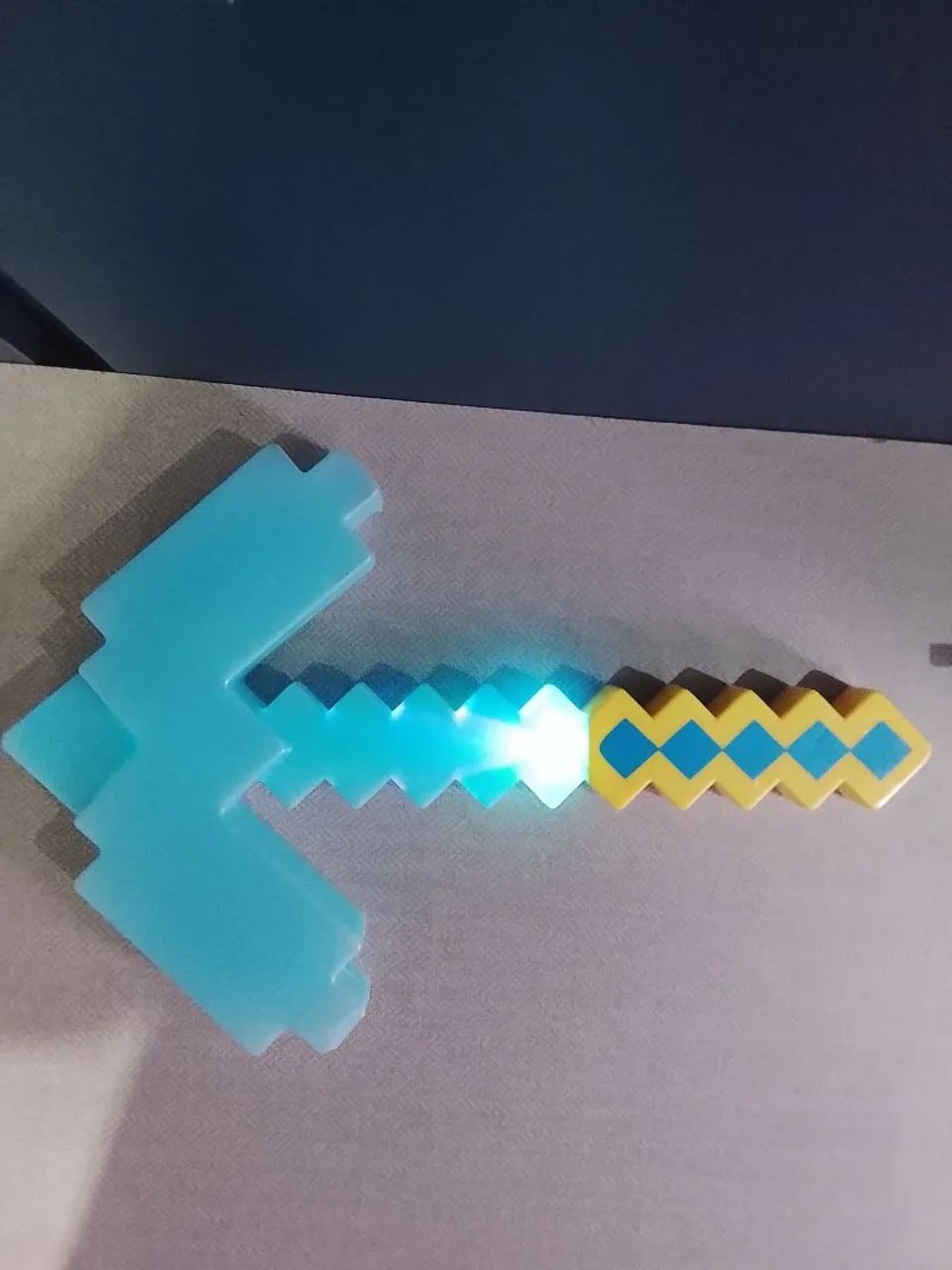Espada e picareta Minecraft  - Foto 4
