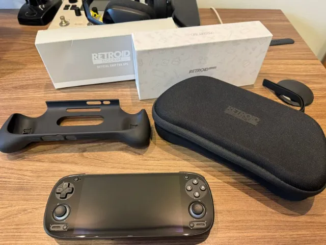 Retroid Pocket G2　Blackカラー Retroid Pocket G2 - Preto - Peças e Acessórios de Vídeo Game