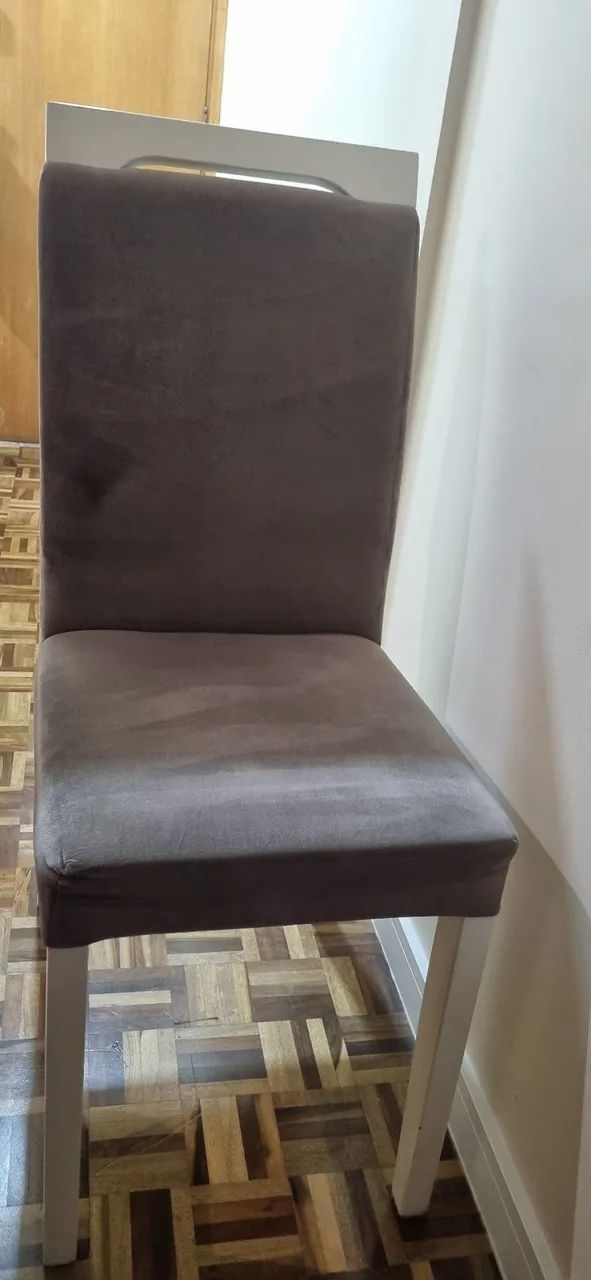 Linda mesa de jantar com tampo de vidro - Foto 2