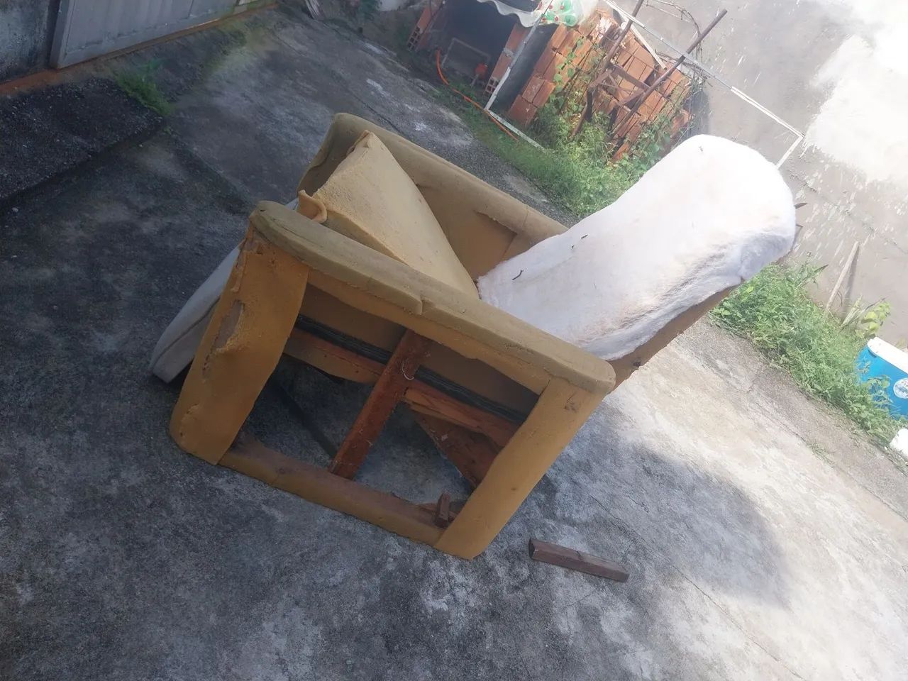 Armação de cadeira de papai para reforma  - Foto 3