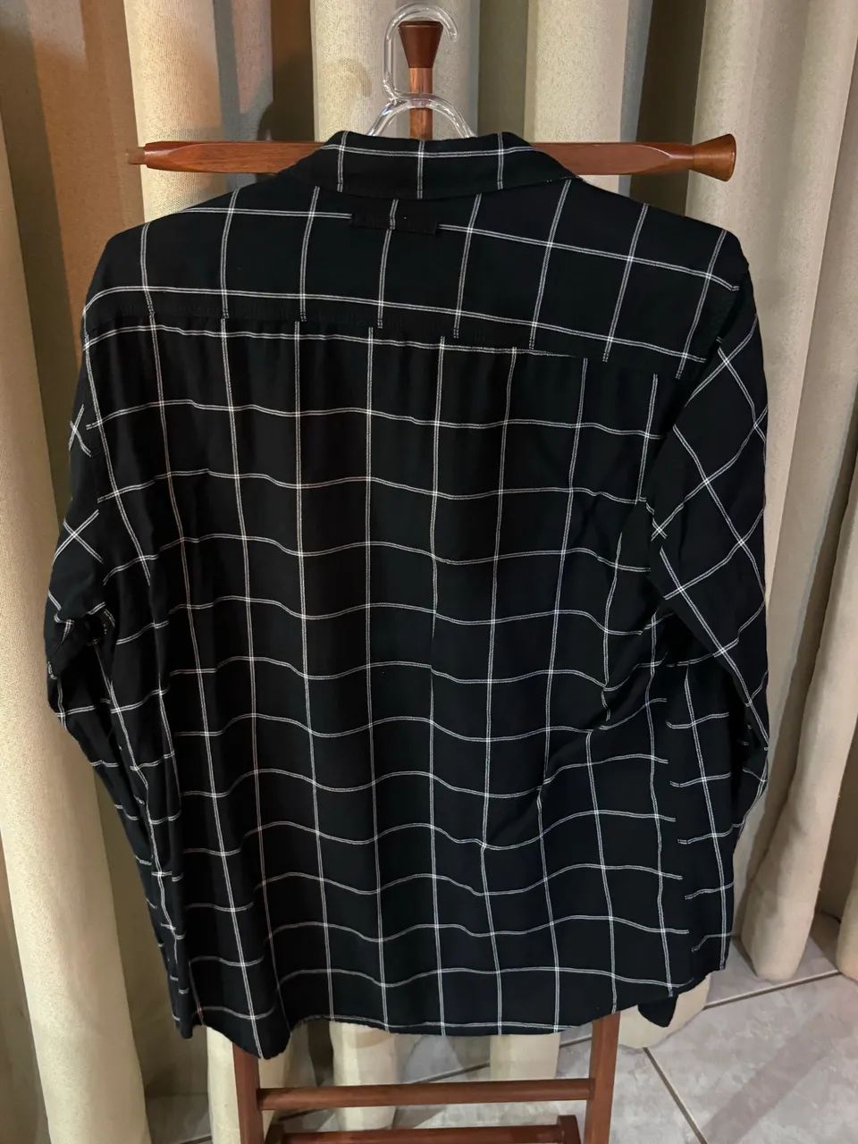 Camisa John John Xadrez Preta masculina - Foto 2