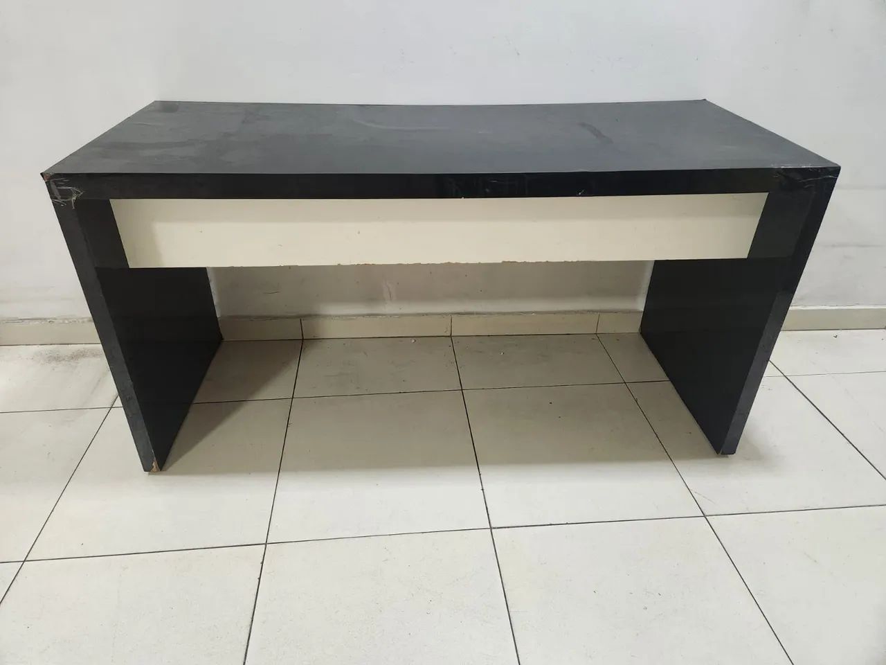 Vendo mesa de escritório 