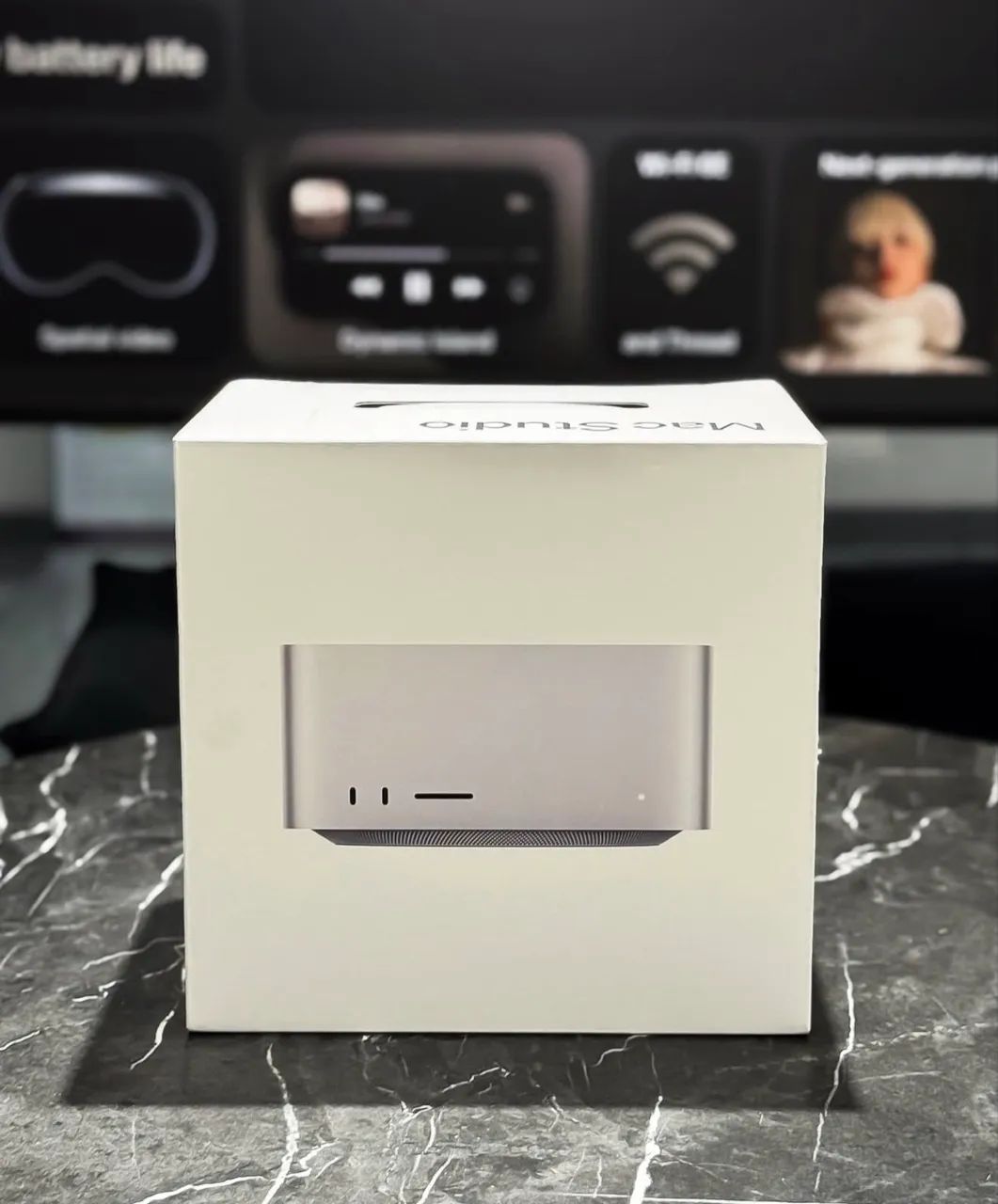 MAC STUIDO 418417200532695040