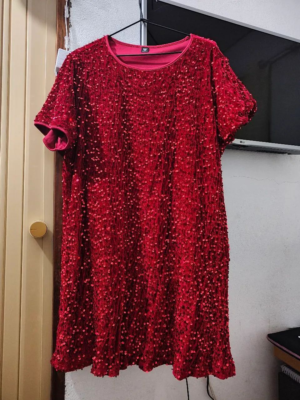 Vestido de paetê tamanho G2 plus size - Foto 2