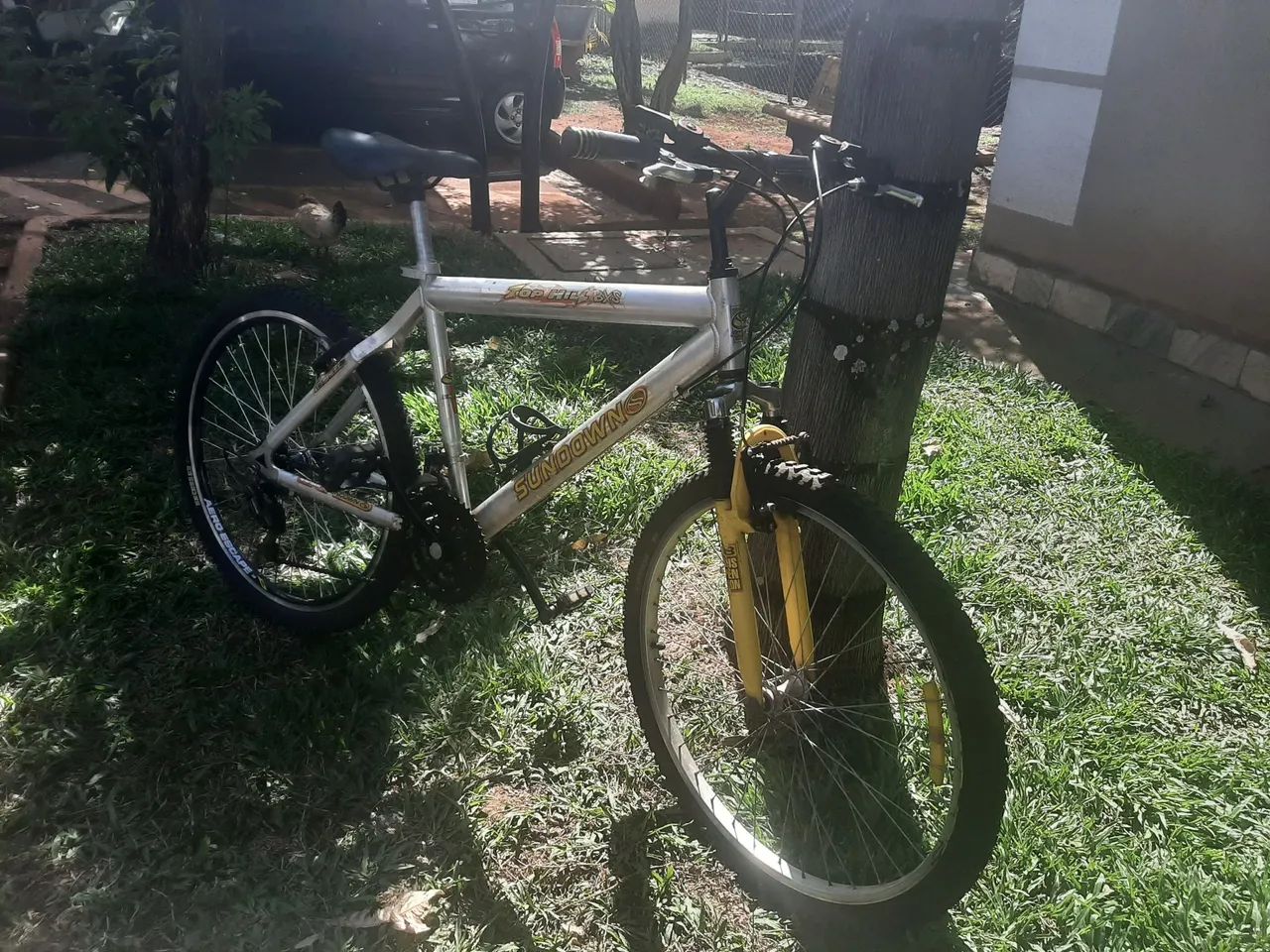 Bicicleta de alumínio aro 26  - Foto 2