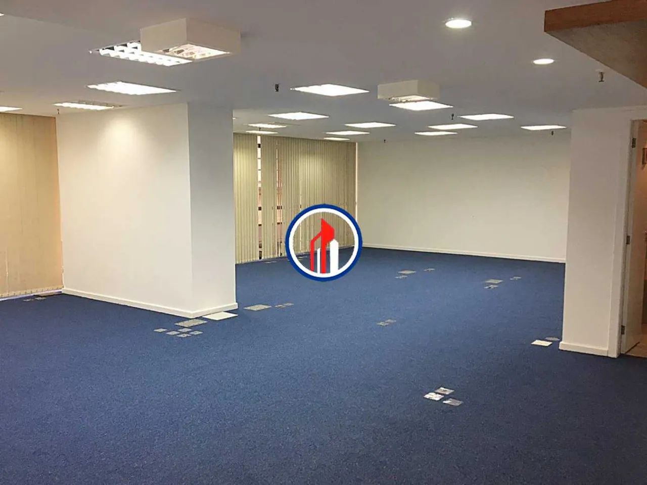 Sala : / Comercial / Centro