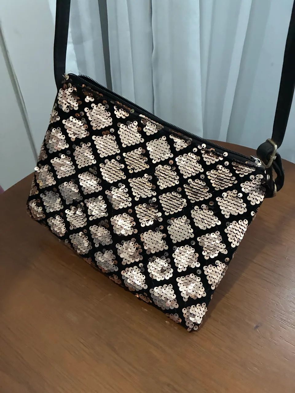 Bolsa com lantejoula  - Foto 3