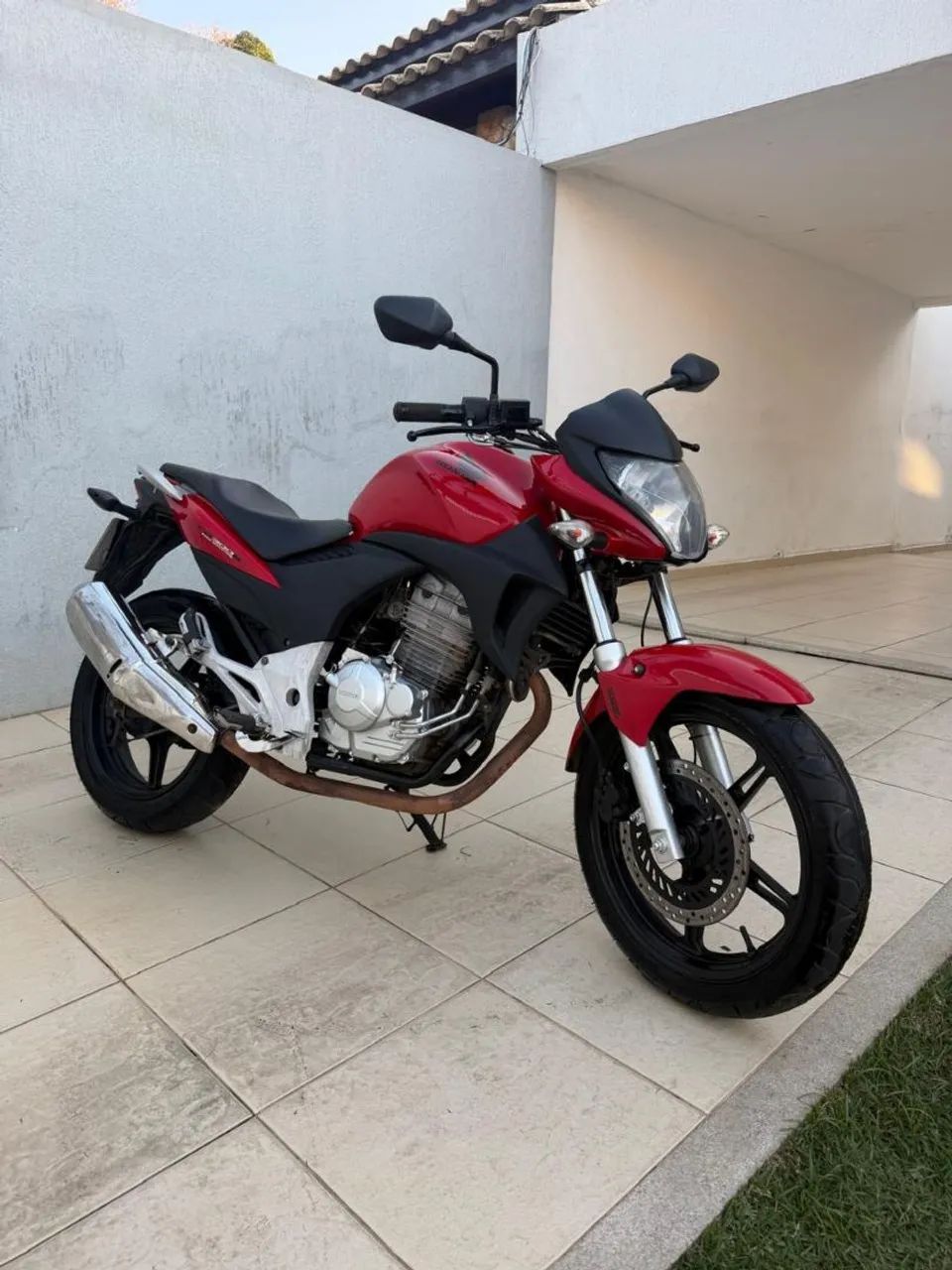 CB300R ANO/MODELO: 2011/2011 - Foto 2