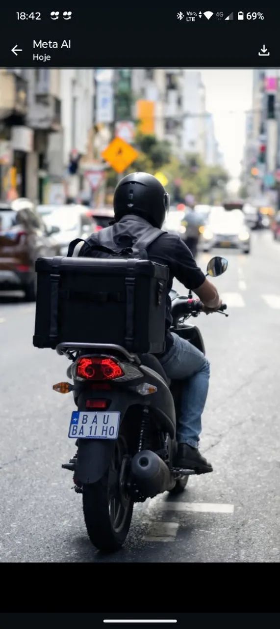Contrata motociclista 1