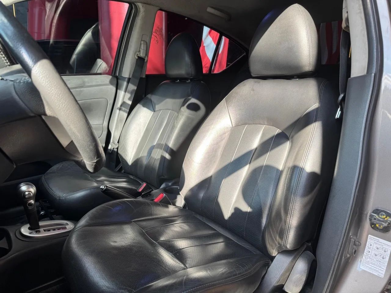 Nissan Versa UNIQUE 1.6 16V FlexStart 4p Aut., foto 8 de 18