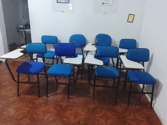 8 Cadeiras Universitárias Acolchoadas - Foto 5