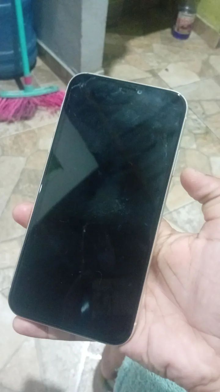 Iphone 11 - 900 reais  - Foto 2
