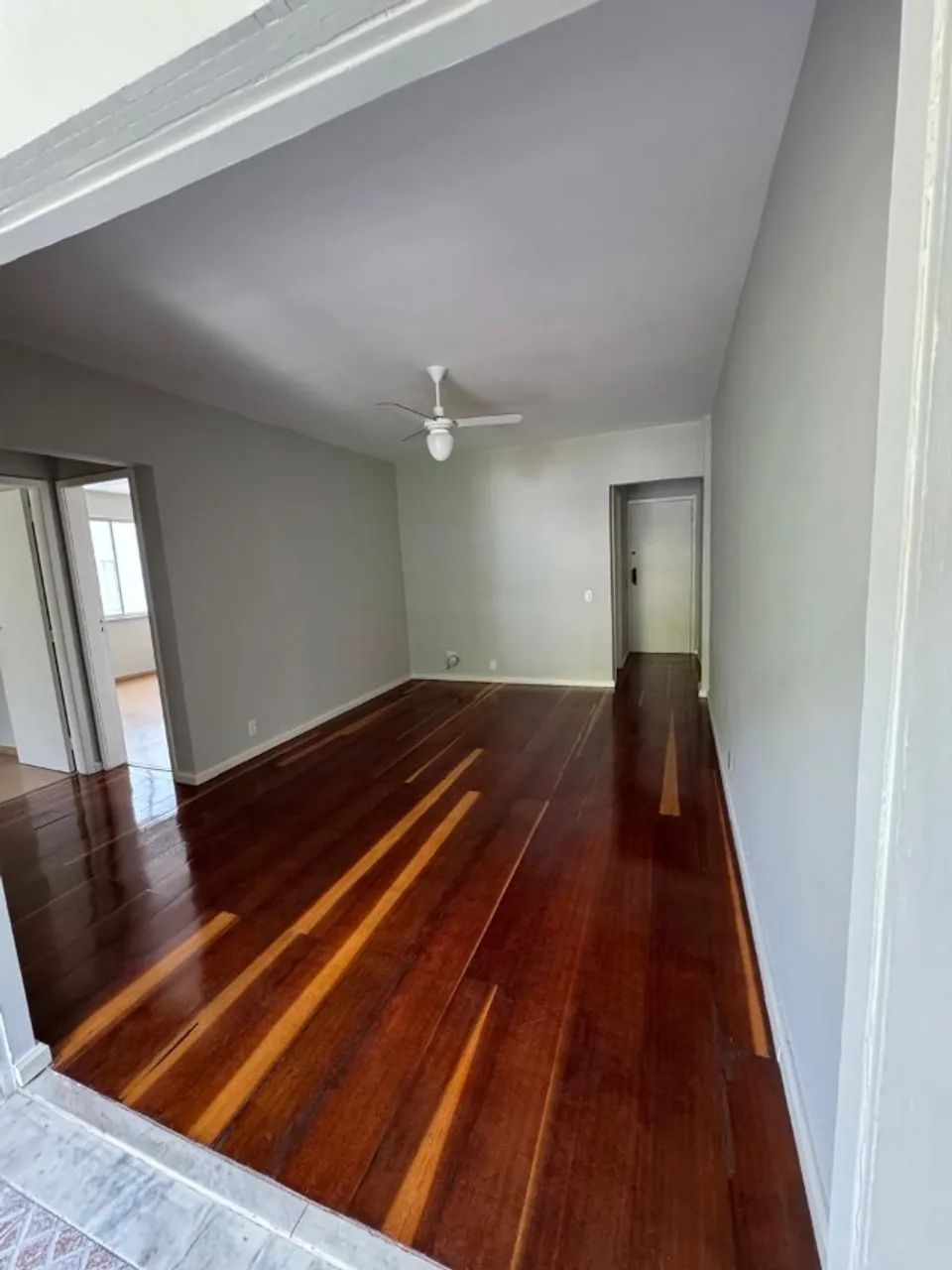 Alugo apartamento no Centro com 2 quartos e garagem - cod 91021 - Foto 3